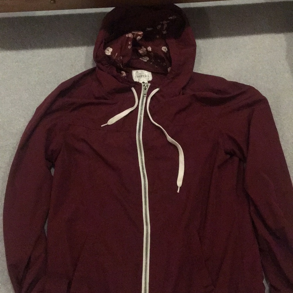 Empyre wind breaker